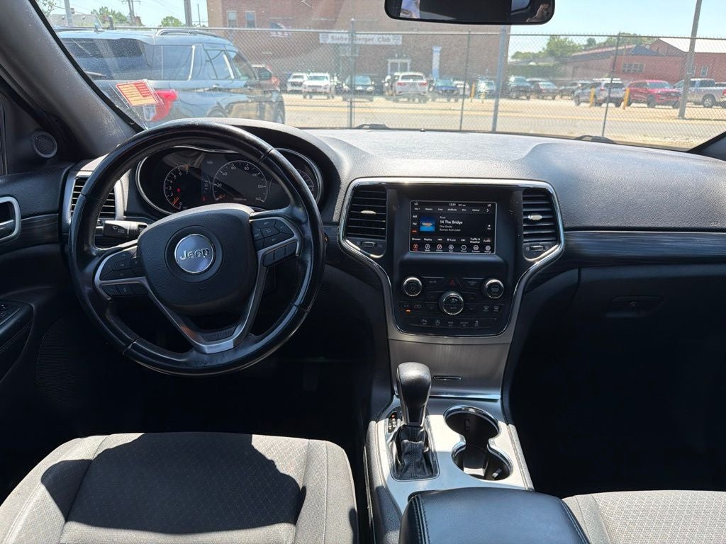 2019 Jeep Grand Cherokee Laredo E