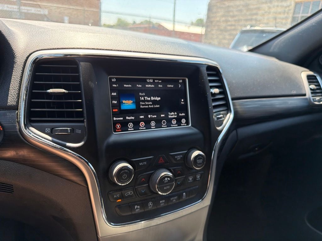 2019 Jeep Grand Cherokee Laredo E