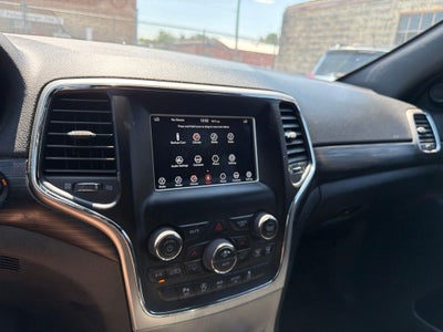 2019 Jeep Grand Cherokee Laredo E