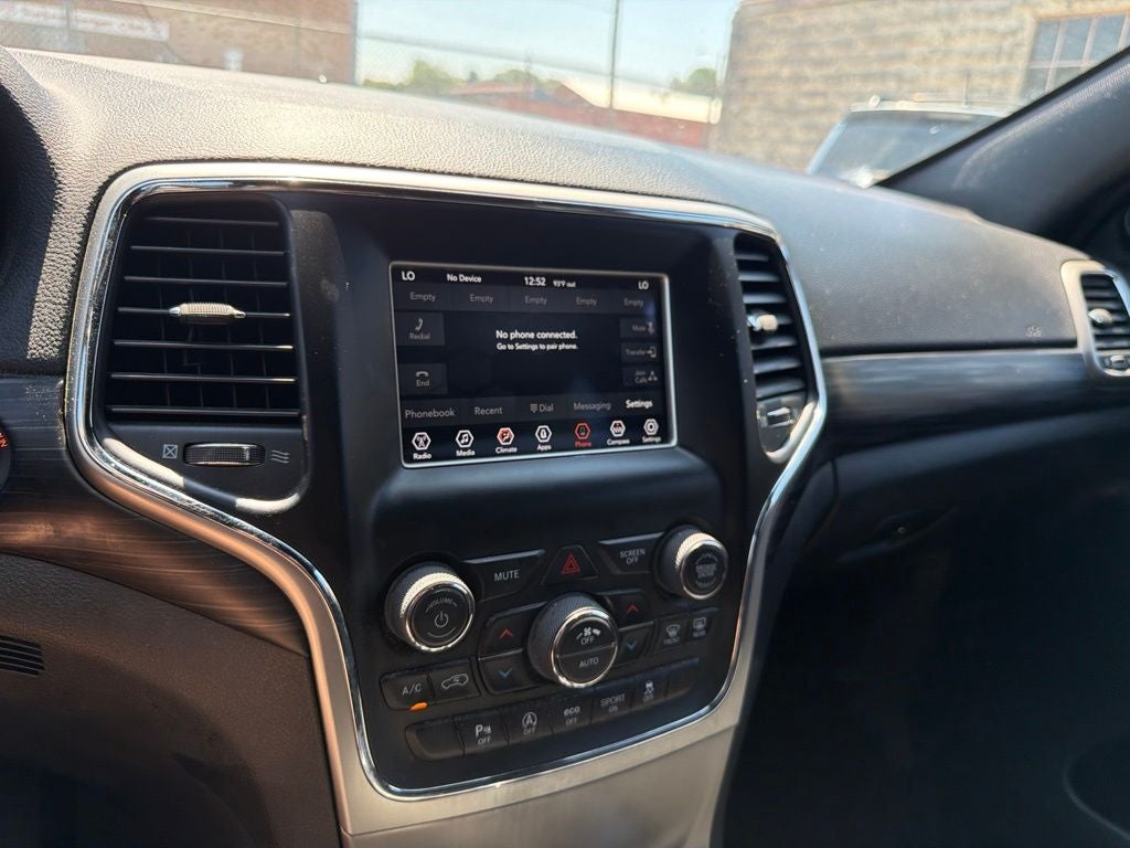 2019 Jeep Grand Cherokee Laredo E
