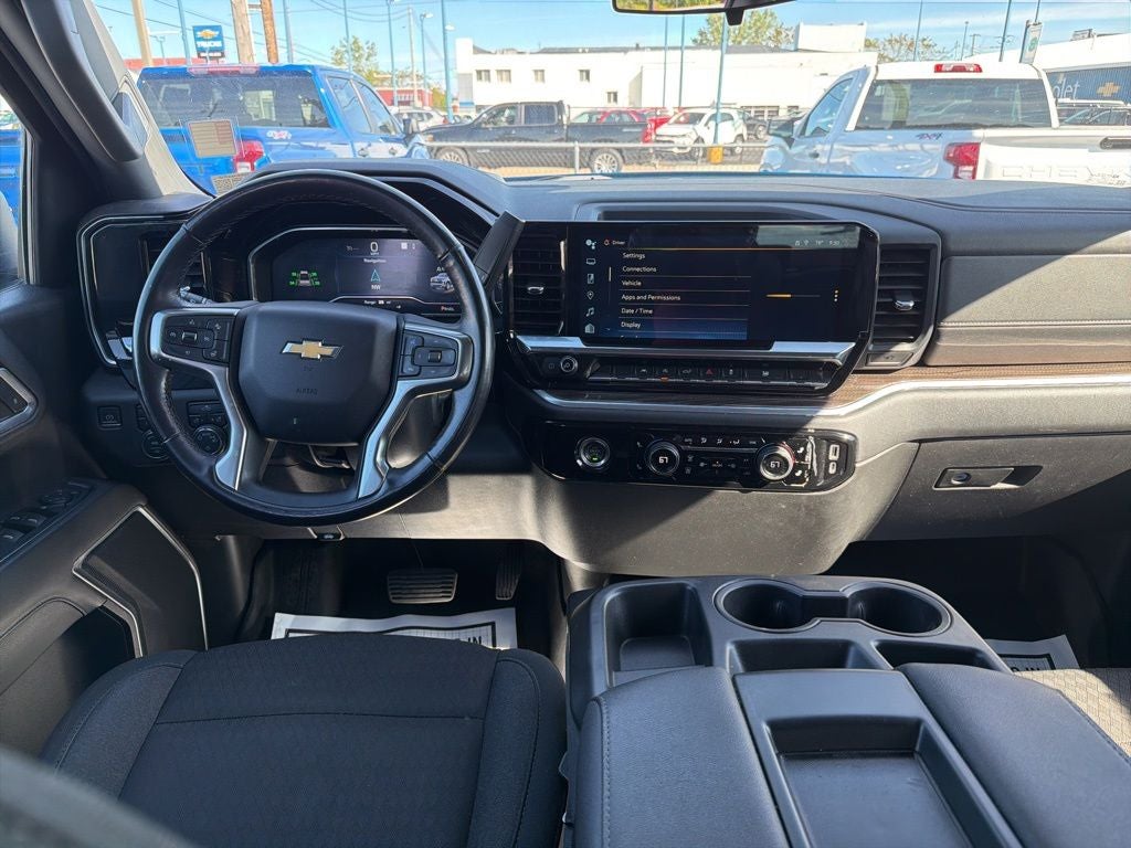 2022 Chevrolet Silverado 1500 LT LT1