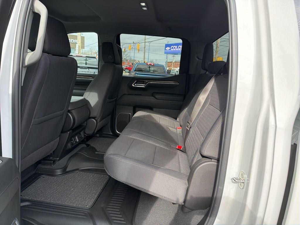 2024 Chevrolet Silverado 1500 LT LT1