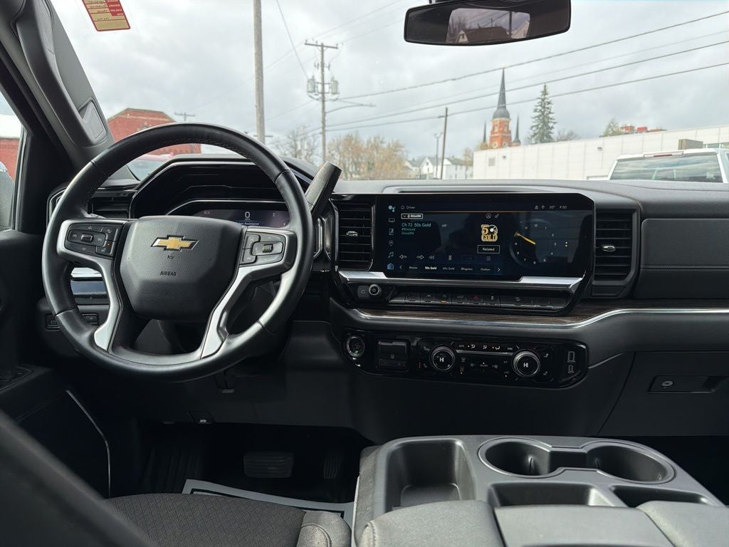 2024 Chevrolet Silverado 1500 LT LT1