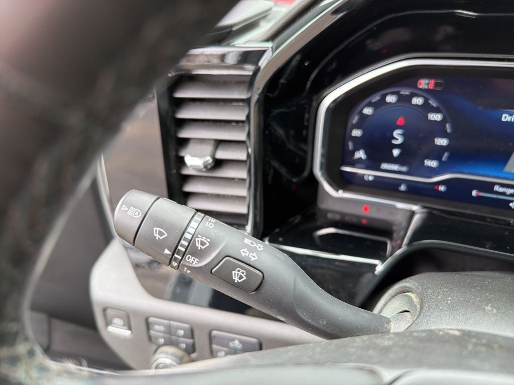 2024 Chevrolet Silverado 1500 LT LT1