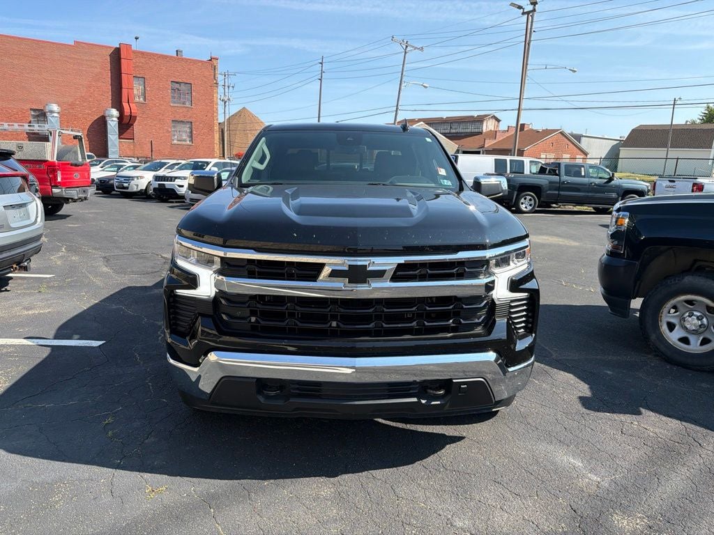 2024 Chevrolet Silverado 1500 LT LT1