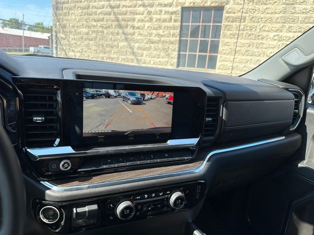 2024 Chevrolet Silverado 1500 LT LT1