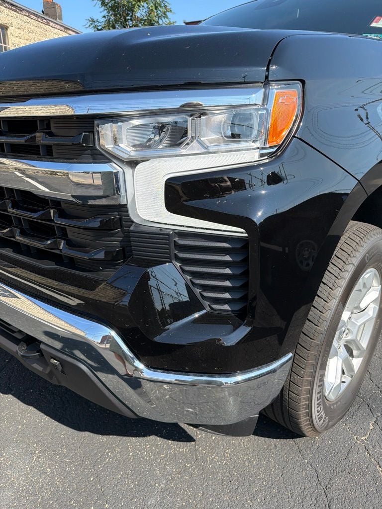 2024 Chevrolet Silverado 1500 LT LT1