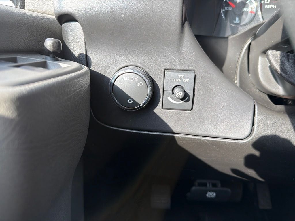 2025 Chevrolet Express 2500 Work Van Cargo