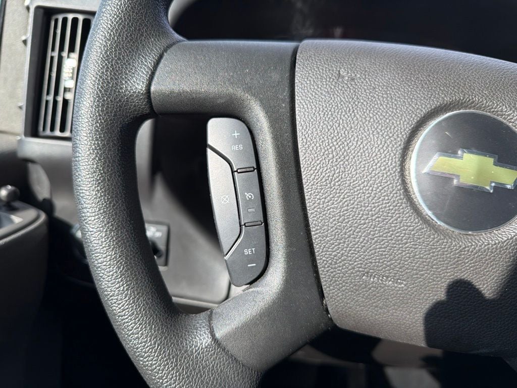 2025 Chevrolet Express 2500 Work Van Cargo