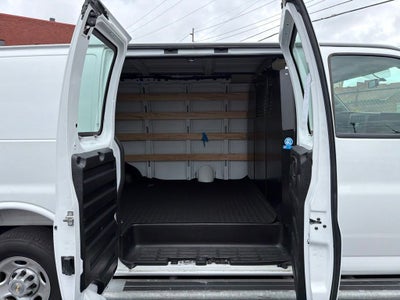 2025 Chevrolet Express 2500 Work Van Cargo