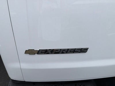2025 Chevrolet Express 2500 Work Van Cargo