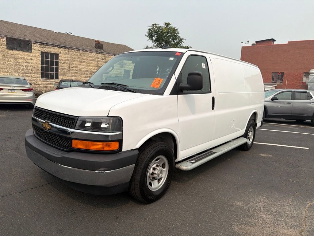 2025 Chevrolet Express 2500 Work Van Cargo