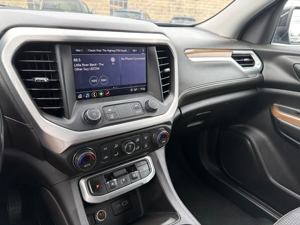 2020 GMC Acadia SLE