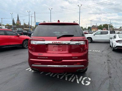 2023 GMC Acadia Denali