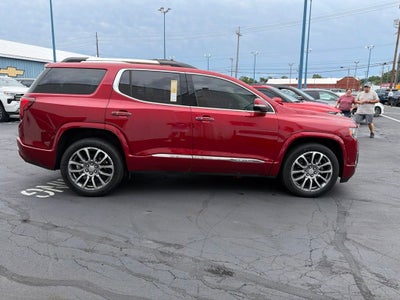 2023 GMC Acadia Denali