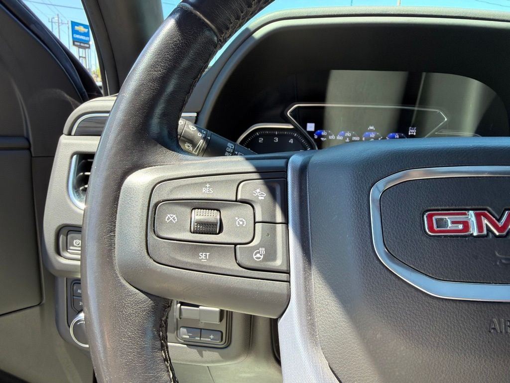 2021 GMC Yukon SLT