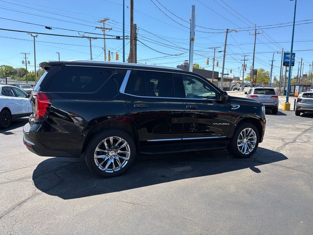 2021 GMC Yukon SLT