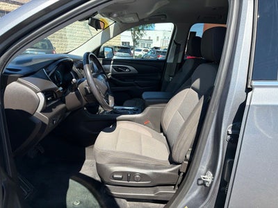 2018 Chevrolet Traverse LT Cloth w/1LT