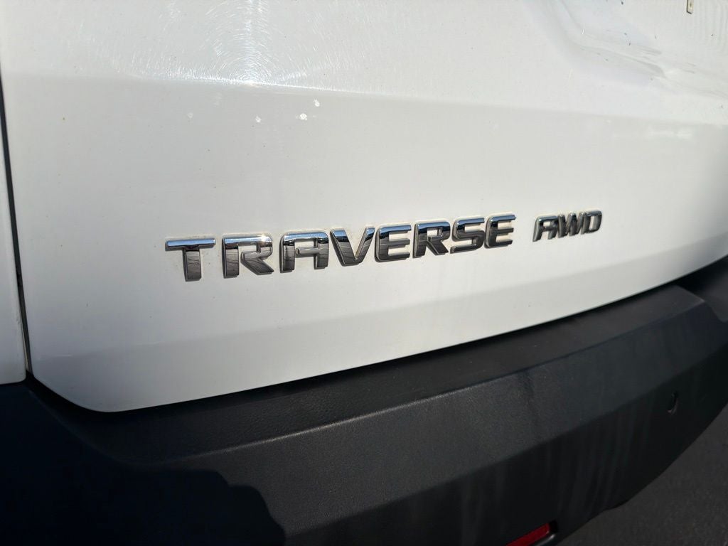 2021 Chevrolet Traverse LT Leather
