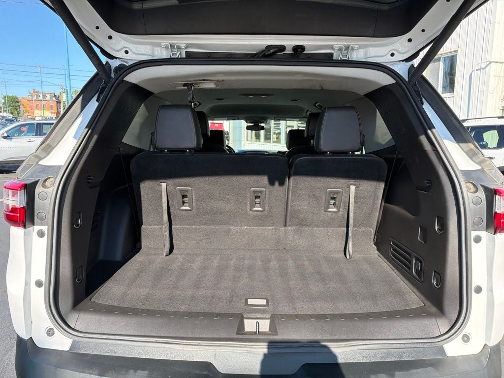 2021 Chevrolet Traverse LT Leather