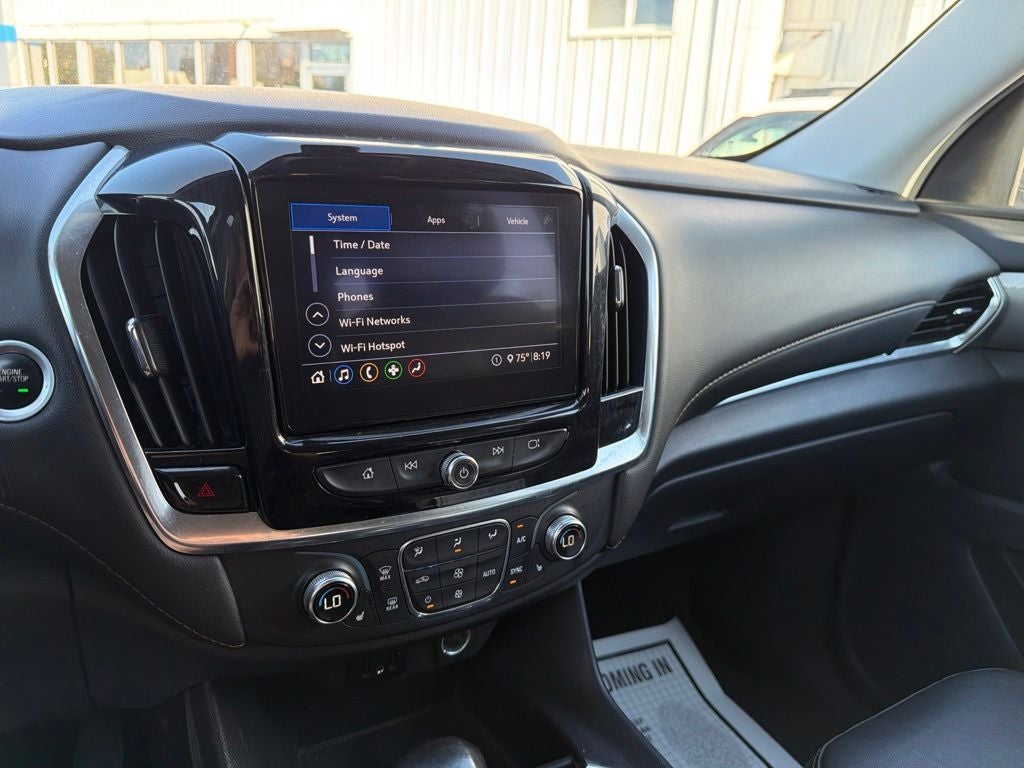 2021 Chevrolet Traverse LT Leather