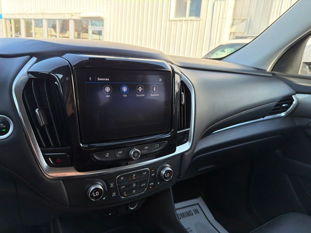 2021 Chevrolet Traverse LT Leather