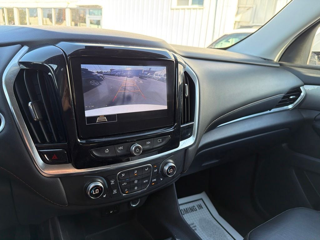 2021 Chevrolet Traverse LT Leather