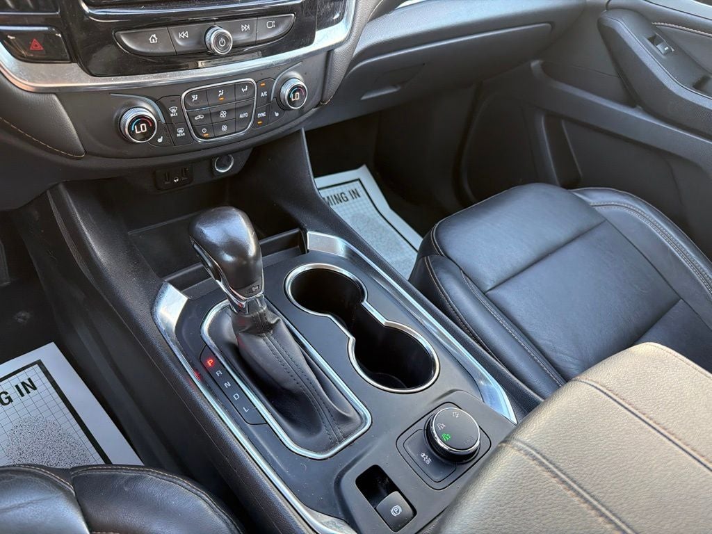 2021 Chevrolet Traverse LT Leather