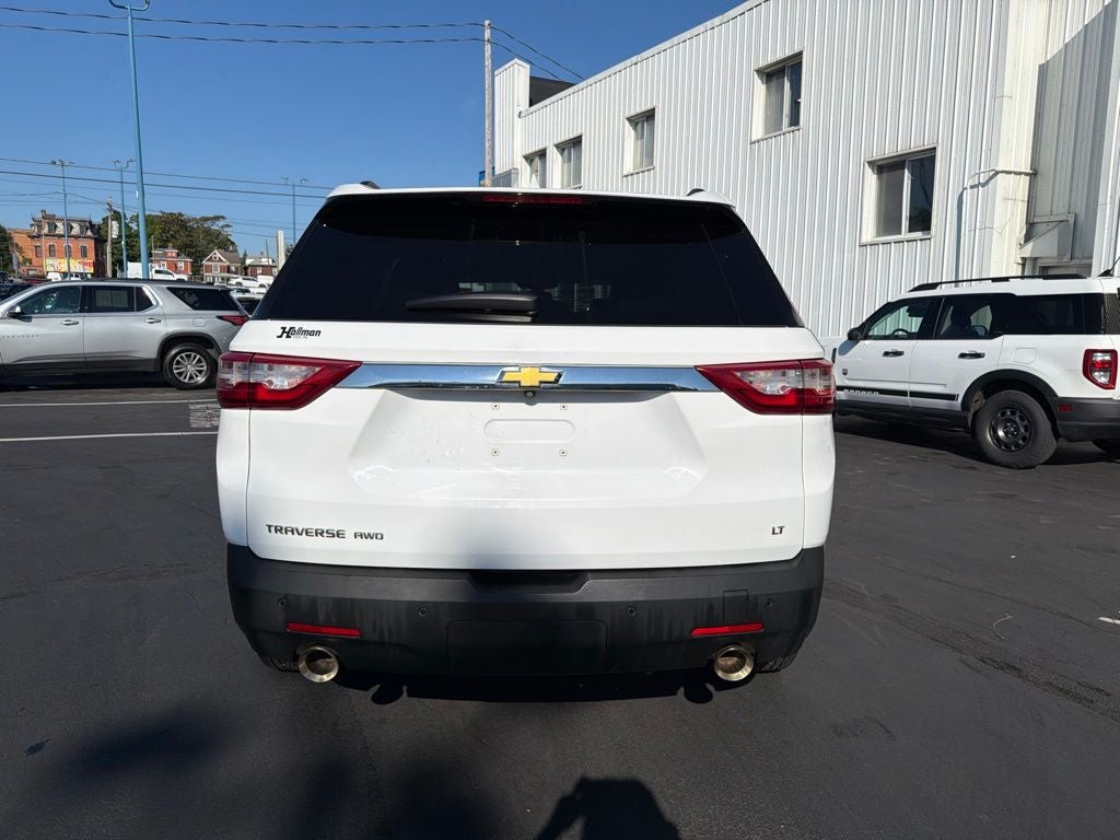 2021 Chevrolet Traverse LT Leather