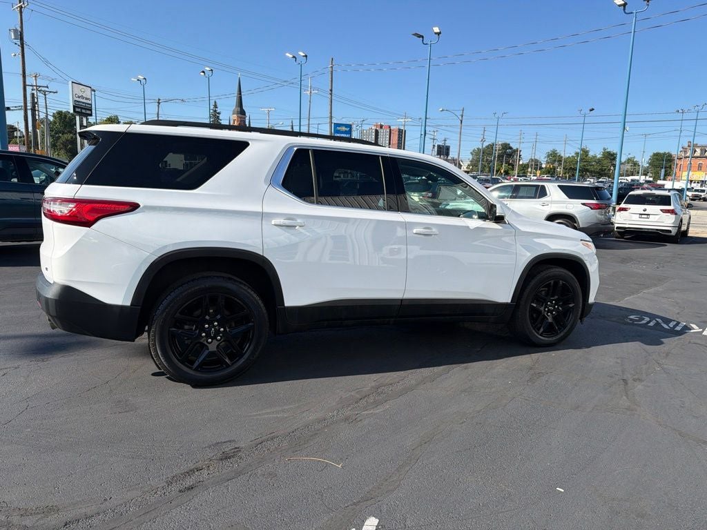 2021 Chevrolet Traverse LT Leather