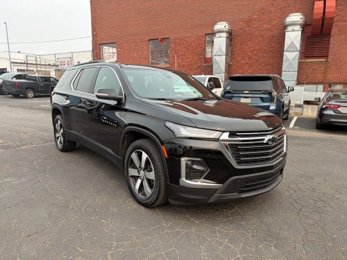 2023 Chevrolet Traverse LT Leather