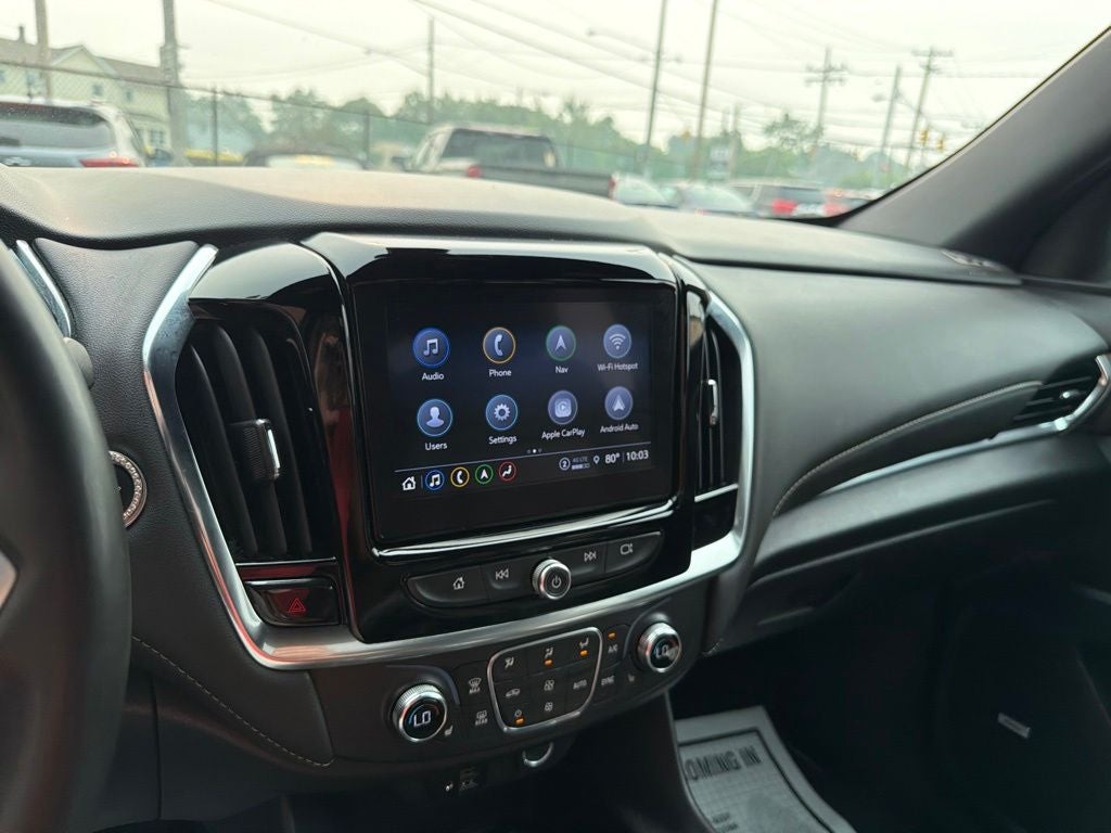 2023 Chevrolet Traverse LT Leather