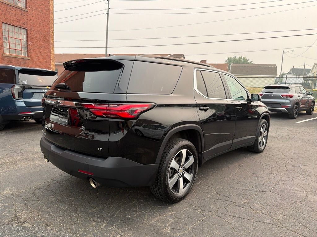 2023 Chevrolet Traverse LT Leather
