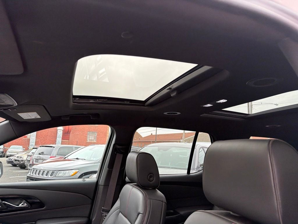 2023 Chevrolet Traverse RS