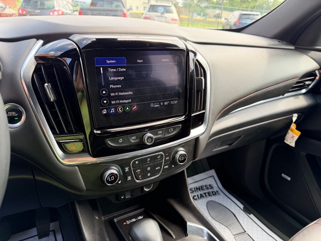 2023 Chevrolet Traverse RS