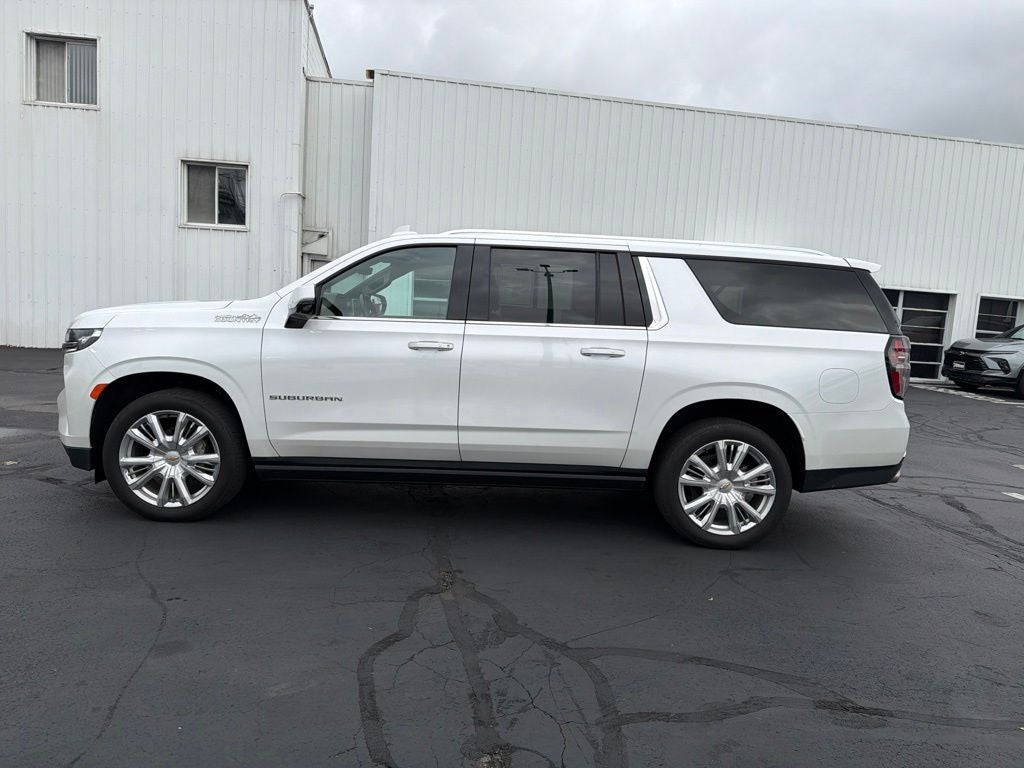 2023 Chevrolet Suburban High Country