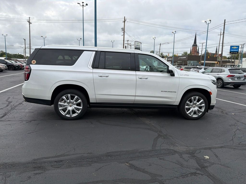 2023 Chevrolet Suburban High Country