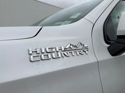 2023 Chevrolet Suburban High Country