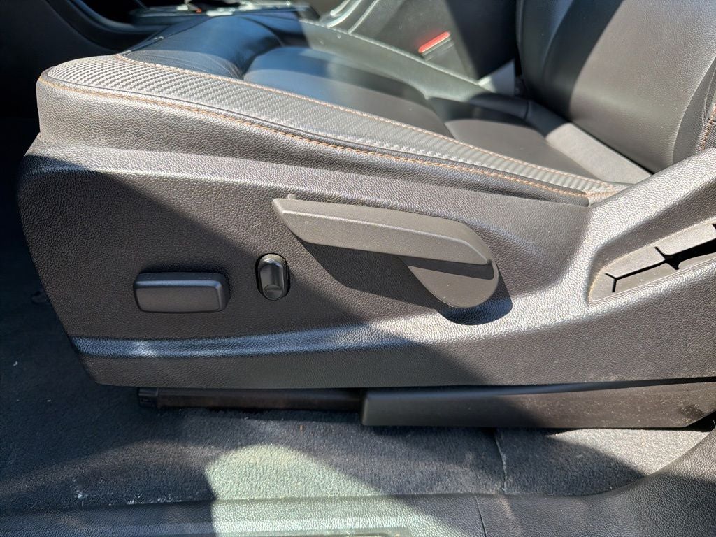 2021 GMC Canyon AT4 w/Leather