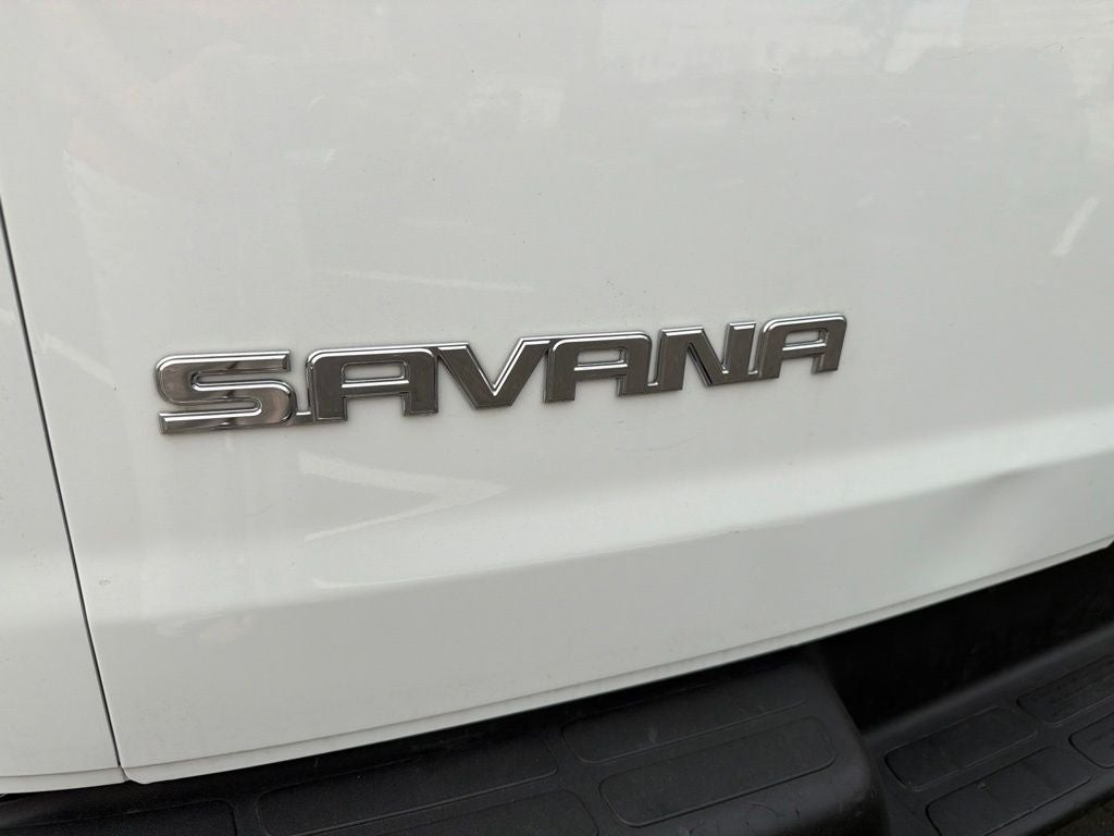 2025 GMC Savana 2500 Work Van