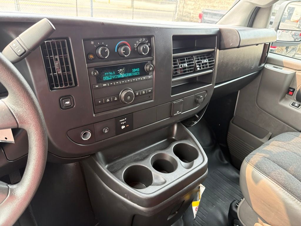 2025 GMC Savana 2500 Work Van