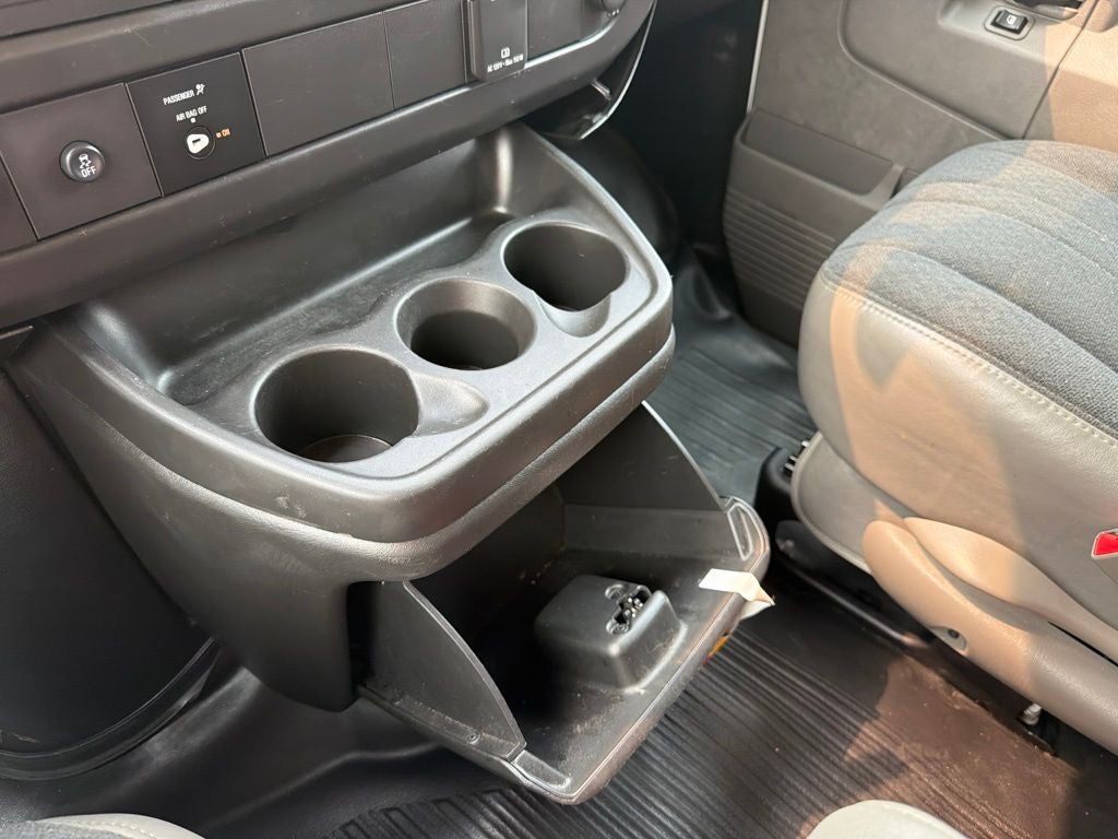 2025 GMC Savana 2500 Work Van