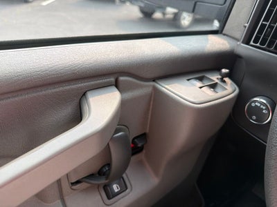 2025 GMC Savana 2500 Work Van