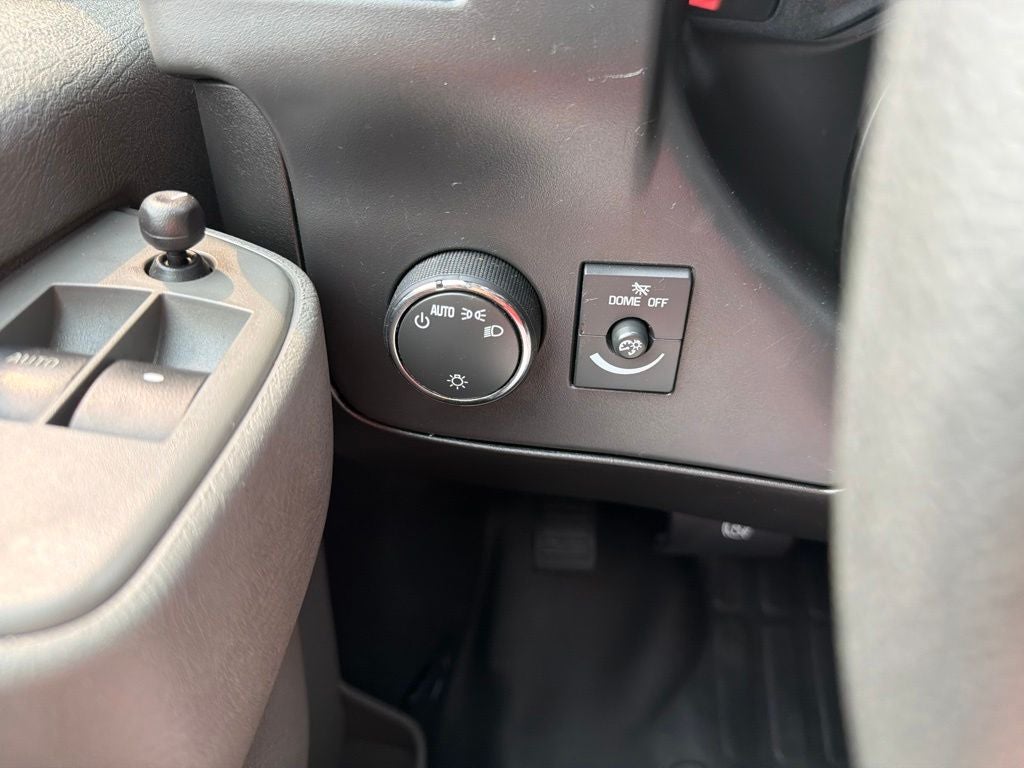 2025 GMC Savana 2500 Work Van