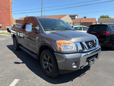 2015 Nissan Titan SV