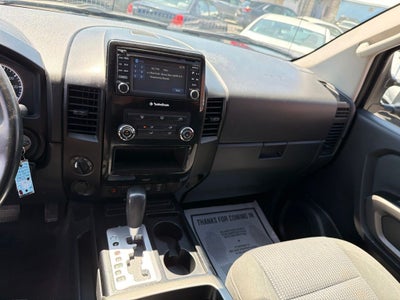 2015 Nissan Titan SV