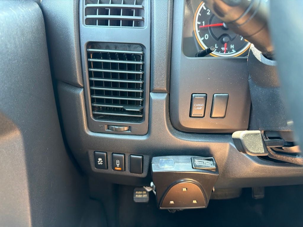 2015 Nissan Titan SV