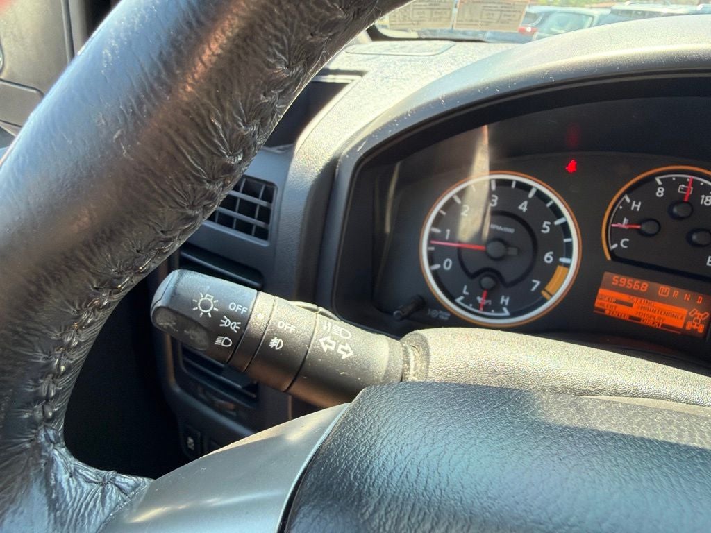 2015 Nissan Titan SV