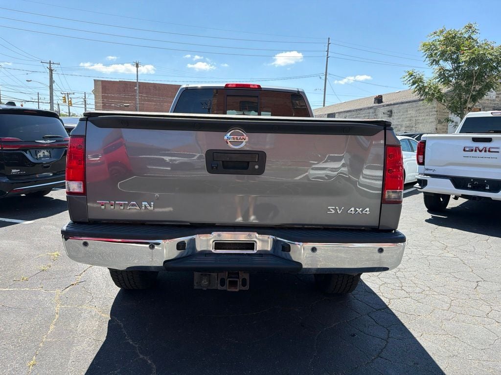 2015 Nissan Titan SV