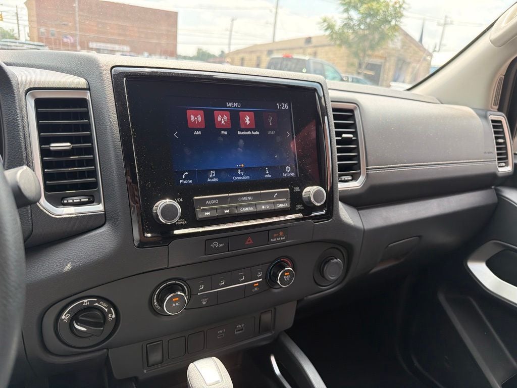 2023 Nissan Frontier SV